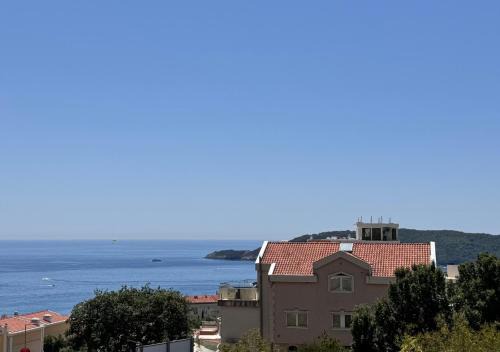 Montehome sea view in Bečići