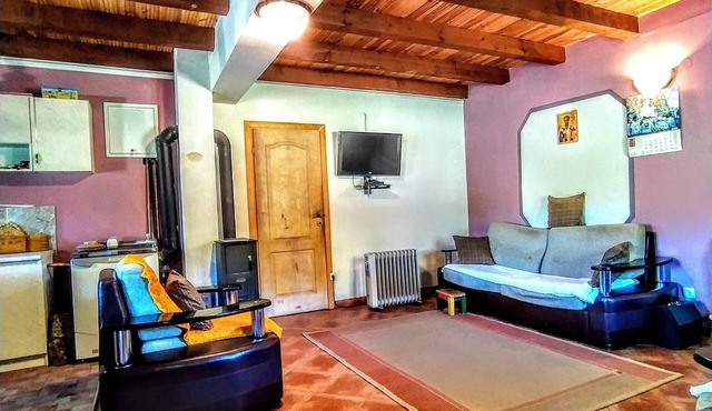 Mountain House Domestic,with three bedrooms.