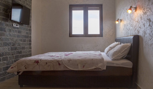 Mountain Majesty Studio Apartment in Zabljak