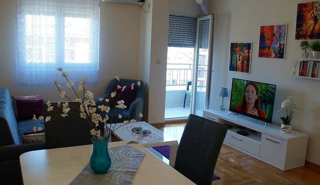 Mountain view apartment