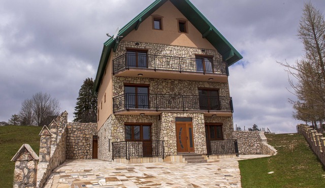Mountain View Oasis Double Room