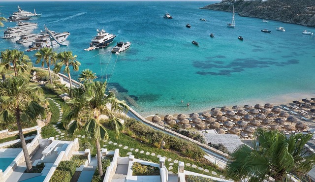 Mykonos Blu, A Resort to Live