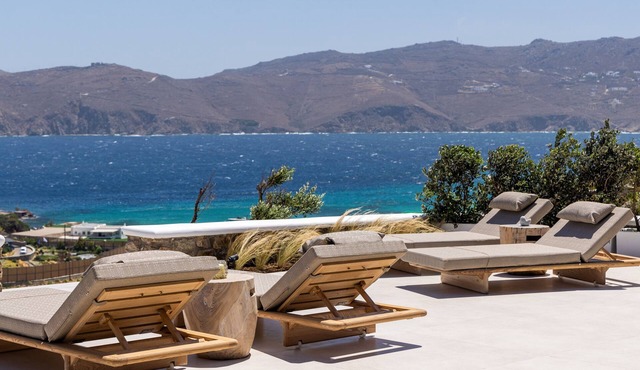 Mykonos Panormos Villas & Suites