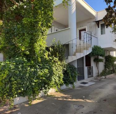 N & I Apartment in Stylida