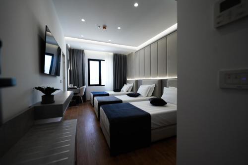 Naos Luxury Hotel in Vlorë
