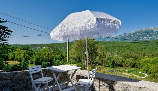 Nature View House w Terrace Near Beach in Budva