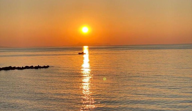 Nautica Hotel Apartments in Stavromenos