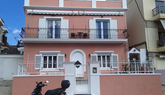Nefeli House Syros , in Syros