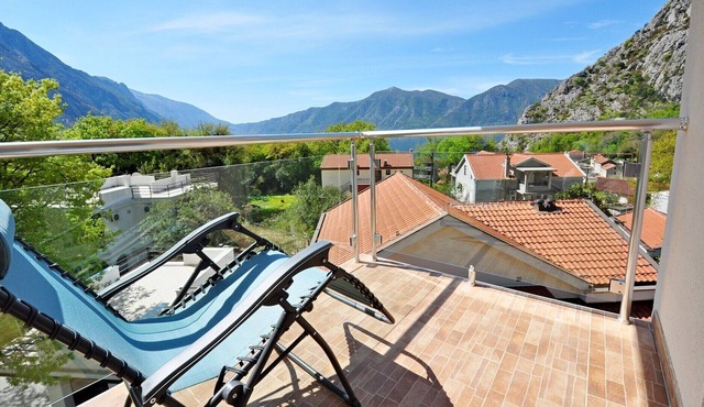 New 2bd Apt Tamara with sea view