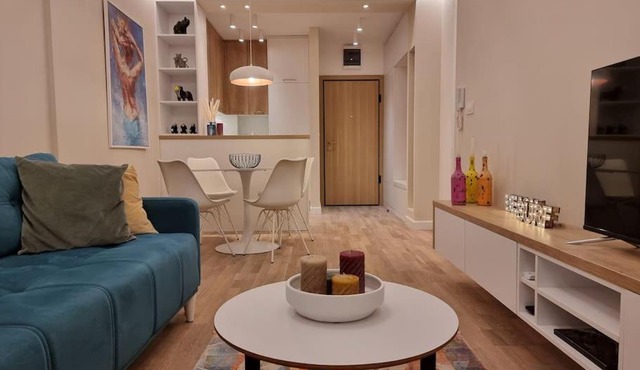 New Apartment with Garage