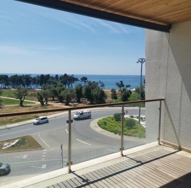 New Luxury Apartments BaR