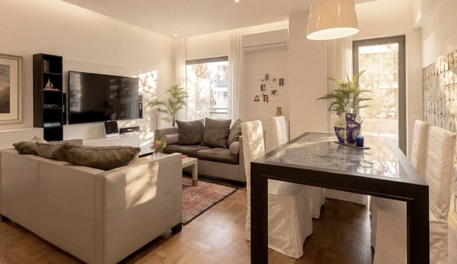 Nikita 1 3rd·Signature Athenian Residence