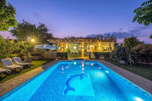 Niko's art Villa in Chania in Perivólia