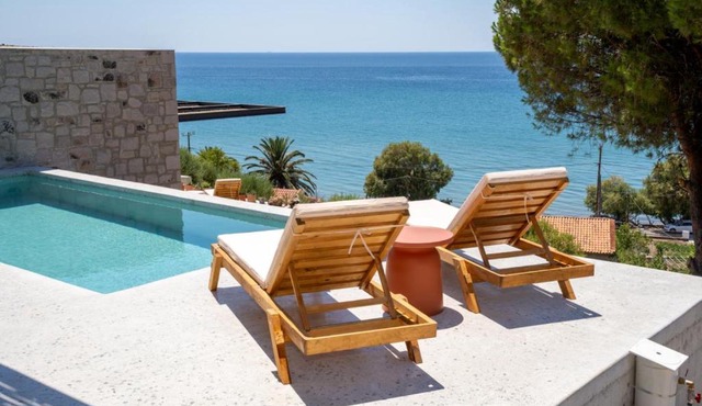 Nostos Seaside Luxury Apartments