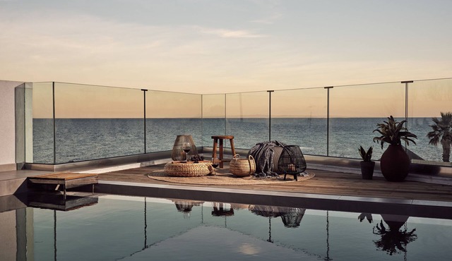 Oceanis Luxury Suites - 1 Bedroom Luxury Suite 3, 3 guests