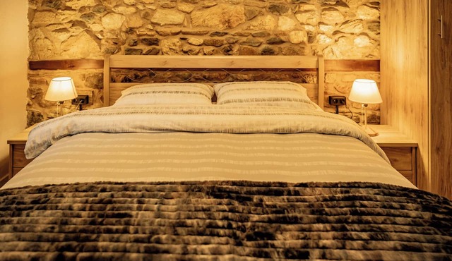 Offers family rooms with private bathrooms, air-conditioning and free WiFi.