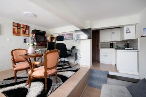 Office Home 3 By Vilfredo