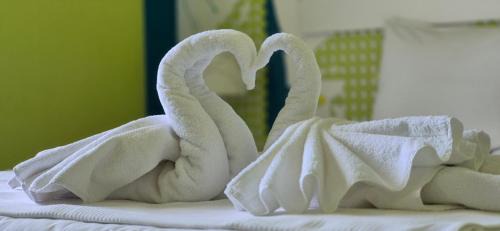 Okeania Seafront Rooms in Kamena Vourla