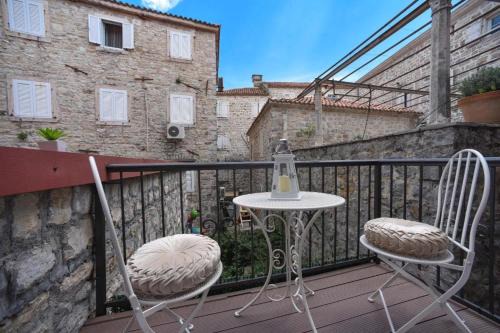 OLD TOWN Budva apart 3 with balcony