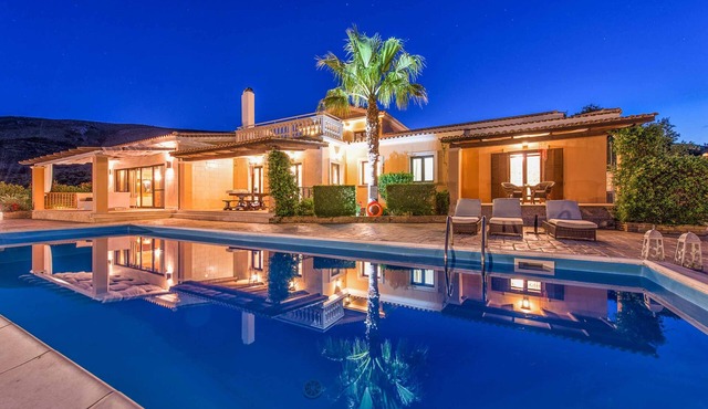 Olive Grove Zante - Four Bedroom Villa, Sleeps 8 in Ionian Islands