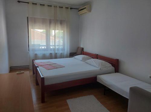 Olive House Apartments