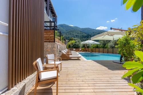 OMNI HOUSE - 2 bedroom garden apartment in Nikiana