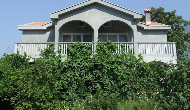 One Bedroom Apartment Close To The Sea
