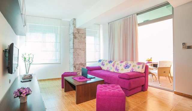 One bedroom with balcony