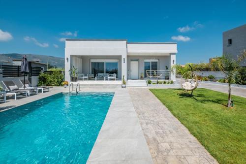 Oreal Luxury Villa