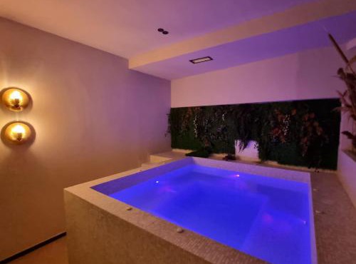 Orik Hotel & Spa in Vlorë