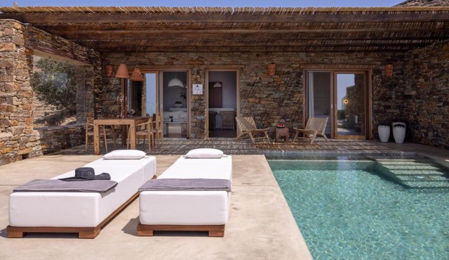 Pētra Tinos