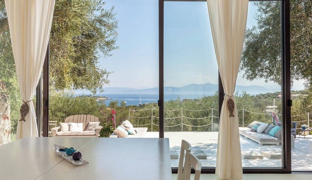 Panayia View - Six Bedroom Villa, Sleeps 14