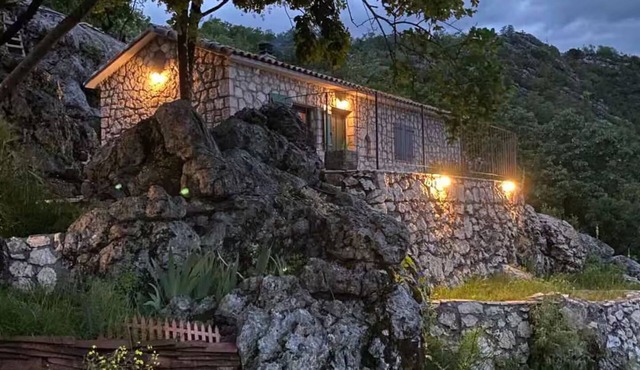 Panorama Stone House - Lake skadar