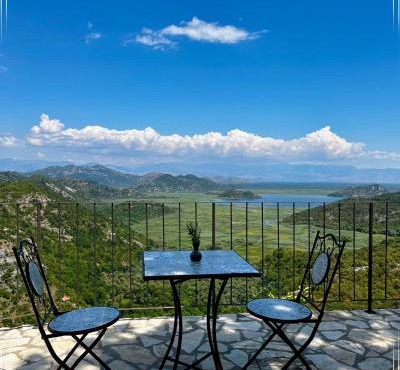 Panorama Stone Houses - Skadar Lake