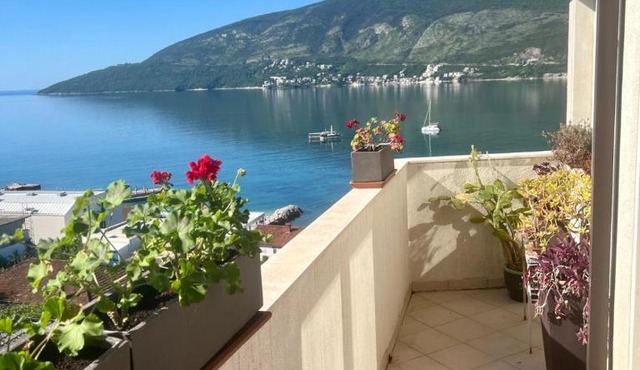 Panoramic Bliss in Herceg Novi