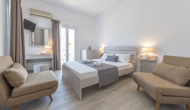 Paraskevas Beach Hotel