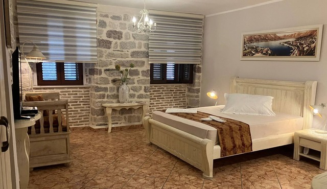 Parteli Apartments