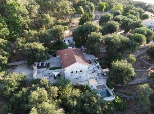 Paxos StoneHouse in Gaios