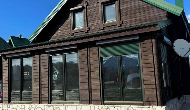 Peaceful Cabin Escape – Enjoy Fresh Air, Comfort, and Stunning Scenery