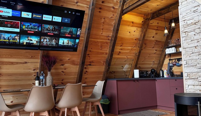 PeaksView A-frame chalets with hot tub, fireplace and stunning mountain views