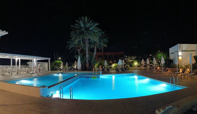 Pefkos Breeze Family Resort & Spa