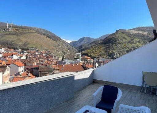 Penthouse with castle view in Prizren