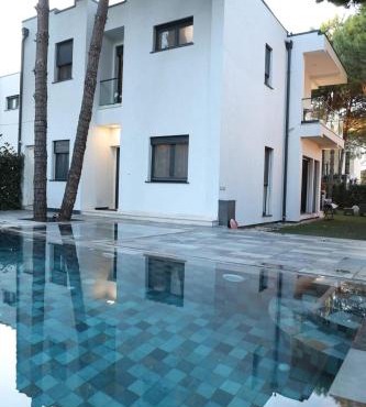 Peonia Villa ValaMar