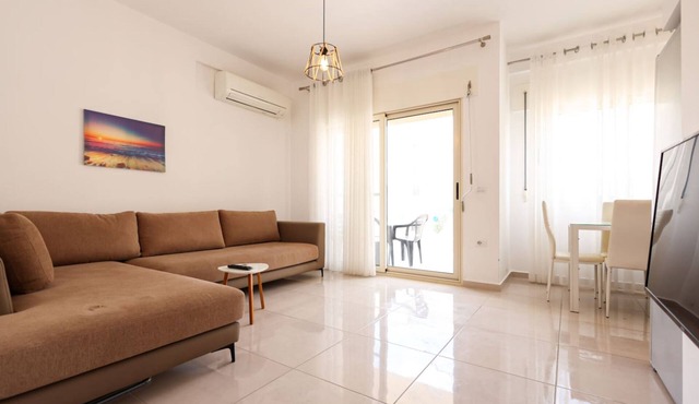 Perla Apartment 001 in Plazhi San Pietro