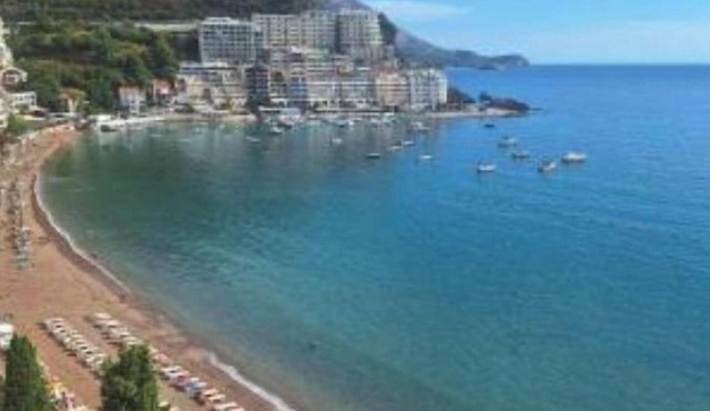 Perla di Adriatico - Two-Bedroom Apartment with Sea View in Bečići