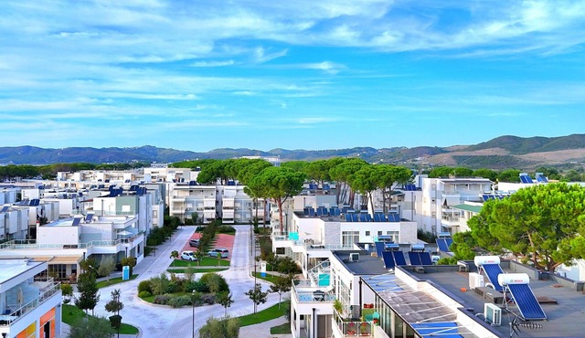 Perla Holiday Homes 145, Lalzit Bay, Albania