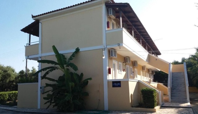 Pet-Friendly Studio Apartment Aquarius 9 with Sea View & Balcony