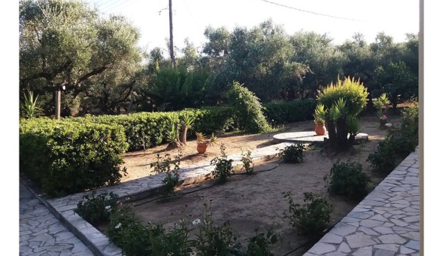 Pet-Friendly Studio Apartment Aquarius 2 with Balcony & Wi-Fi