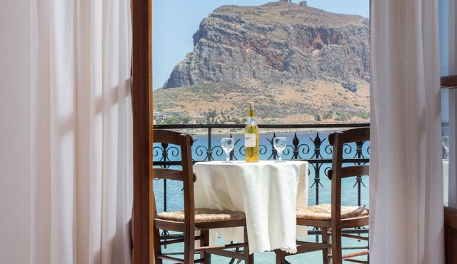 Petrino Guesthouse in Monemvasia