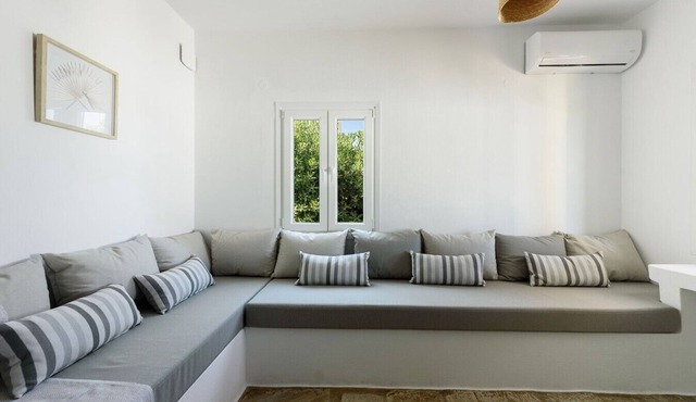 Phaedrus Living: Paros Cycladic Residences 1
